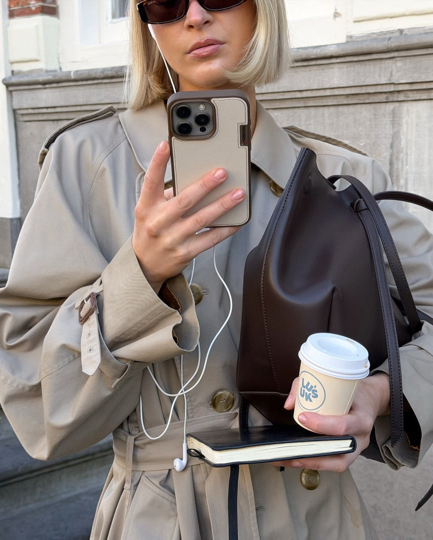 CHERRIES Eco Bean MagSafe Case – Coffee Latte Brown